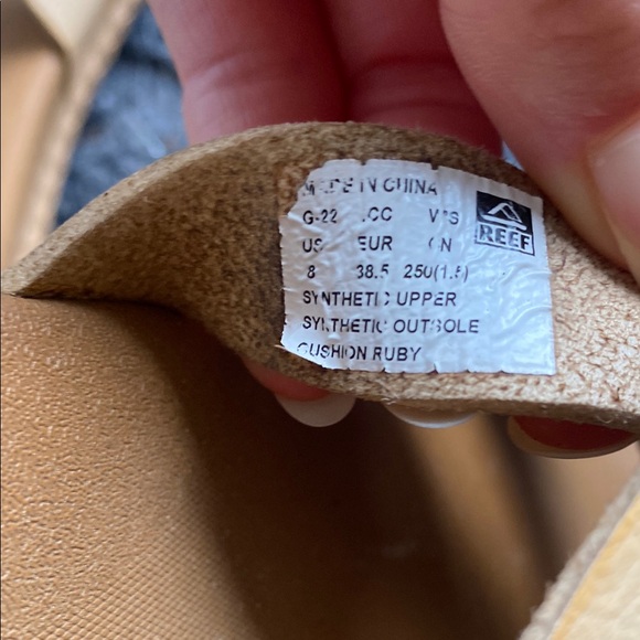 Reef Tan Minimalist Slide Sandals - Picture 3 of 4